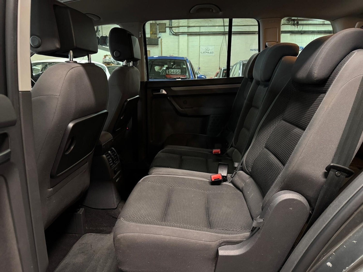 Used Volkswagen Touran 2015 for sale - 77109764: Photo 30