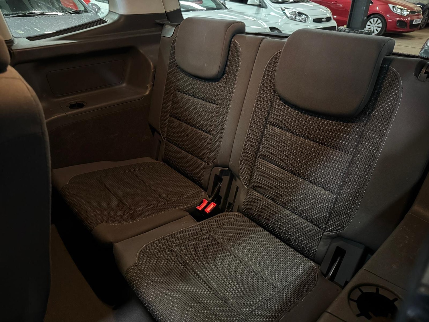 Used Volkswagen Touran 2015 for sale - 77109764: Photo 33