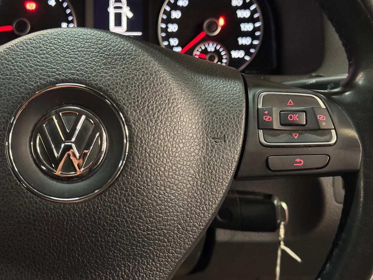 Used Volkswagen Touran 2015 for sale - 77109764: Photo 36