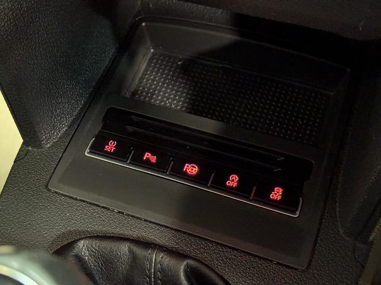 Used Volkswagen Touran 2015 for sale - 77109764: Photo 41