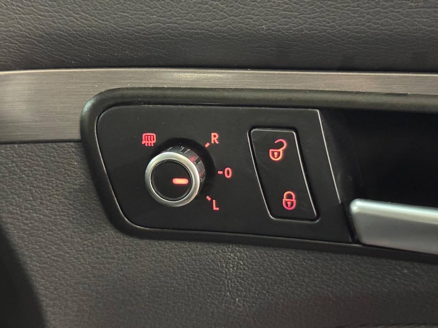 Used Volkswagen Touran 2015 for sale - 77109764: Photo 47