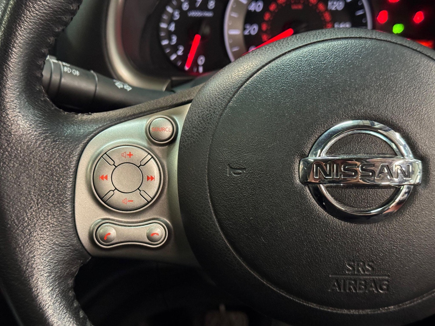 Used Nissan Micra 2013 for sale - 76085082: Photo 33