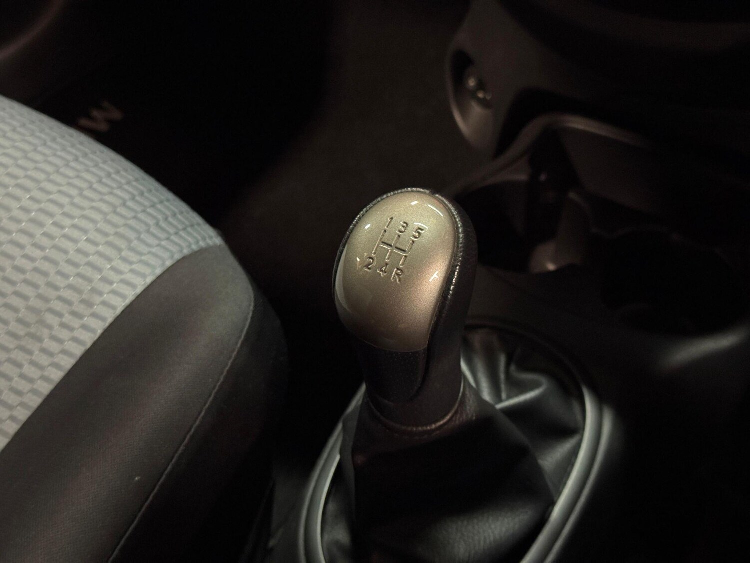 Used Nissan Micra 2013 for sale - 76085082: Photo 37