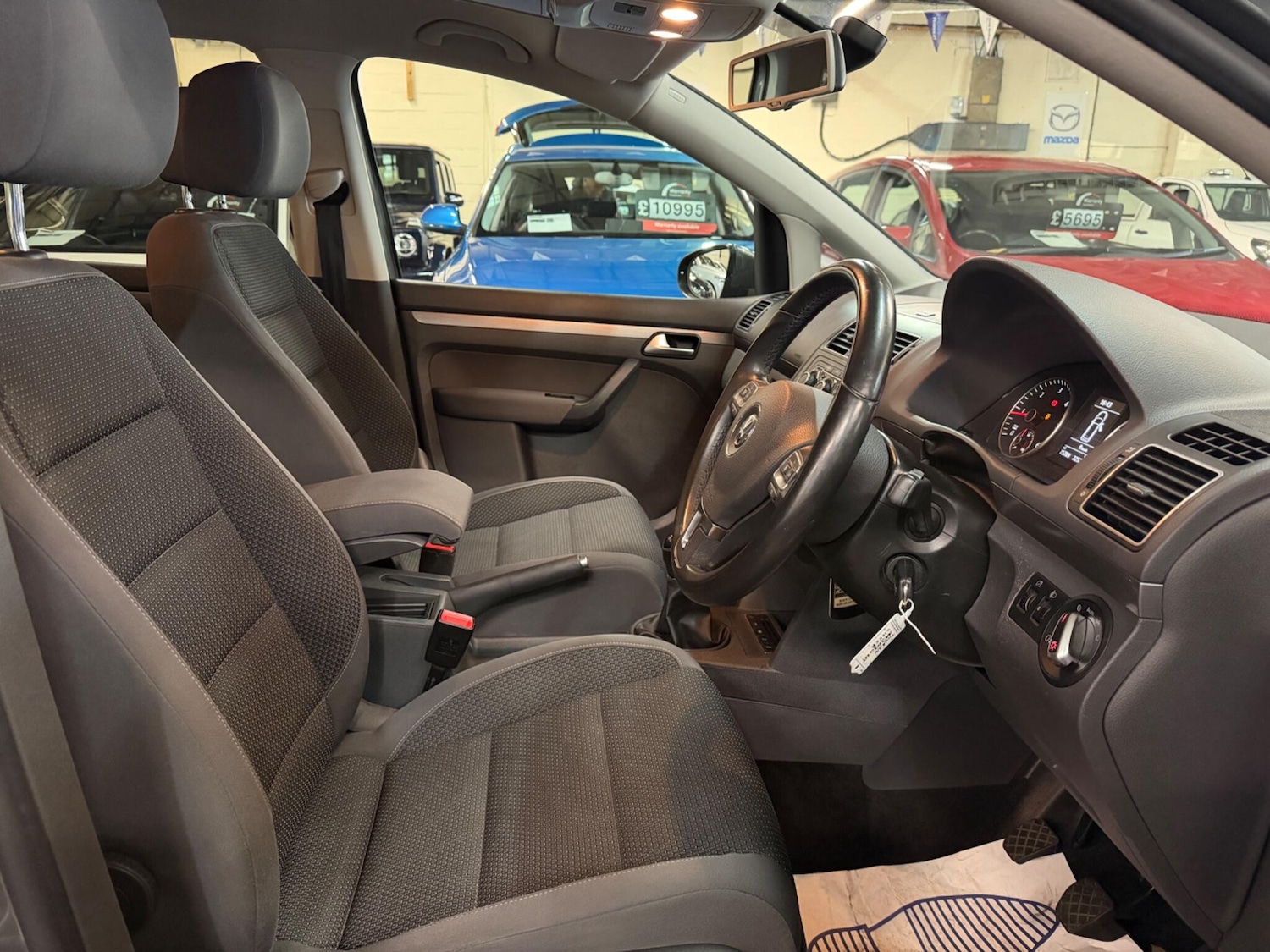 Used Volkswagen Touran 2013 for sale - 77978471: Photo 12