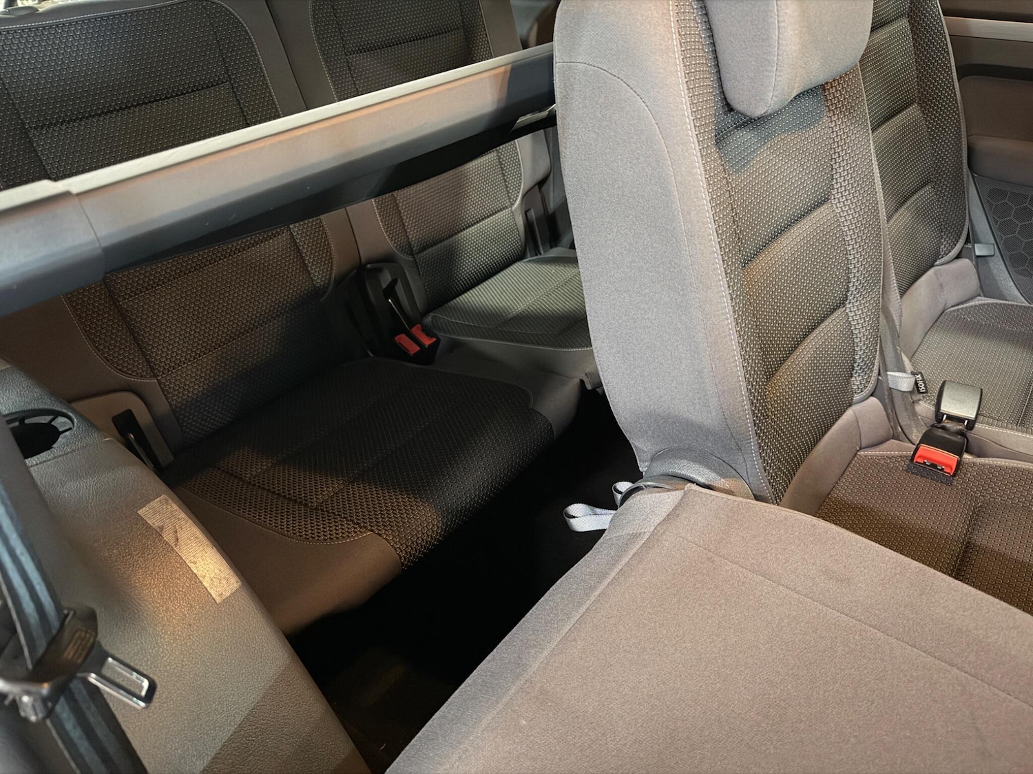 Used Volkswagen Touran 2013 for sale - 77978471: Photo 23