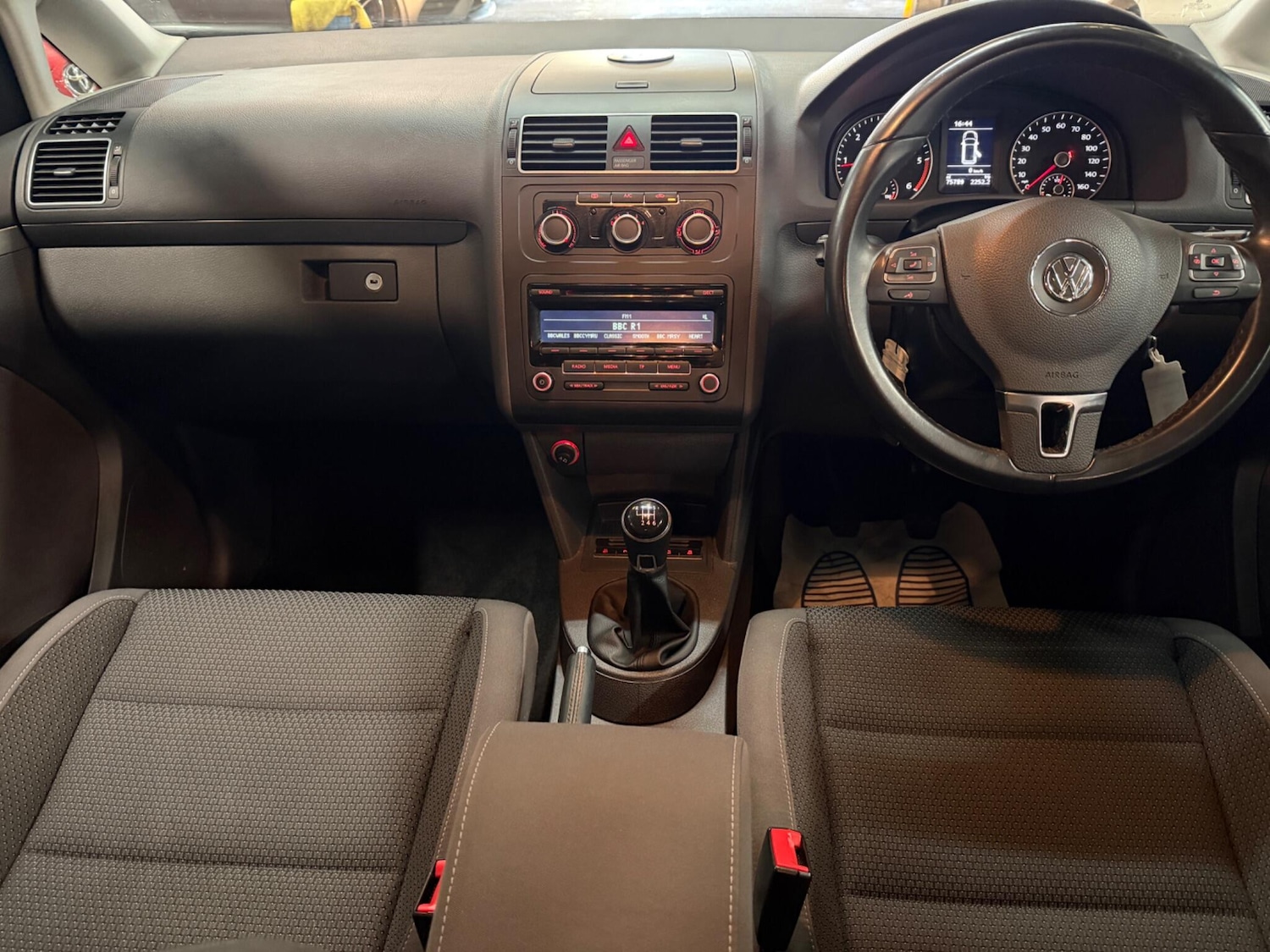 Used Volkswagen Touran 2013 for sale - 77978471: Photo 25