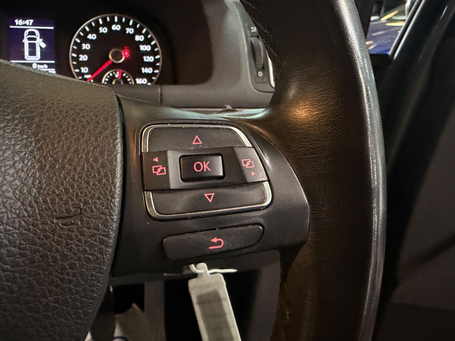 Used Volkswagen Touran 2013 for sale - 77978471: Photo 28