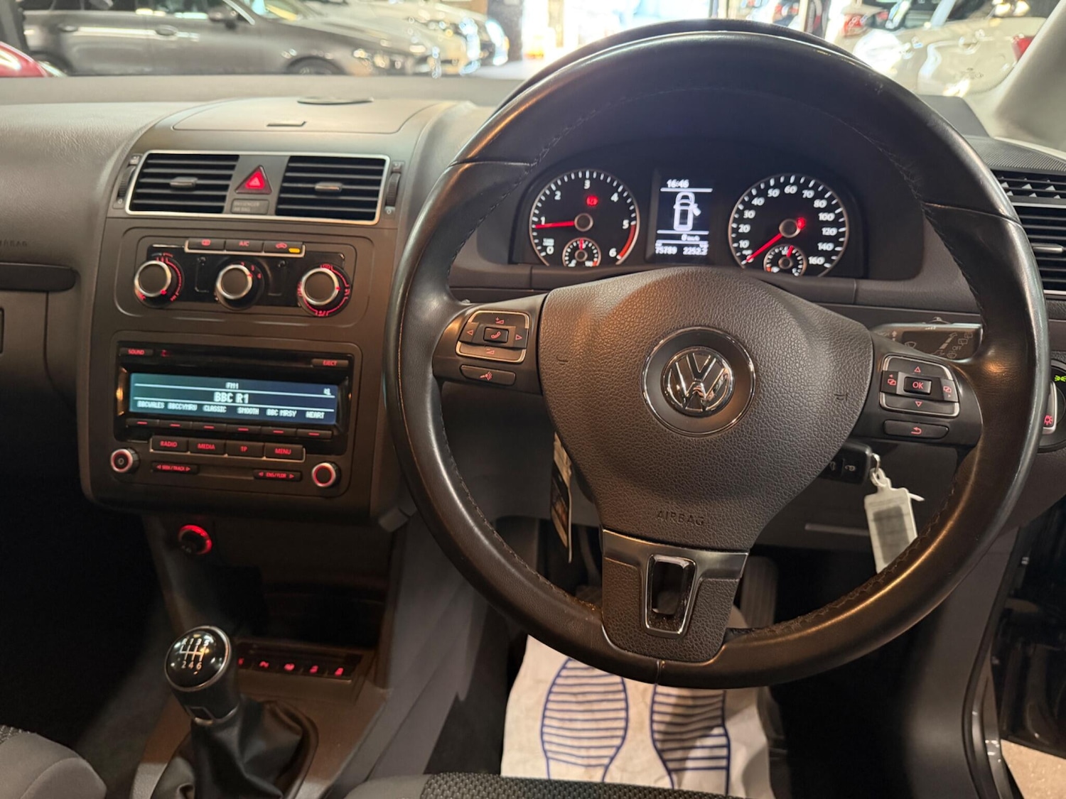 Used Volkswagen Touran 2013 for sale - 77978471: Photo 34