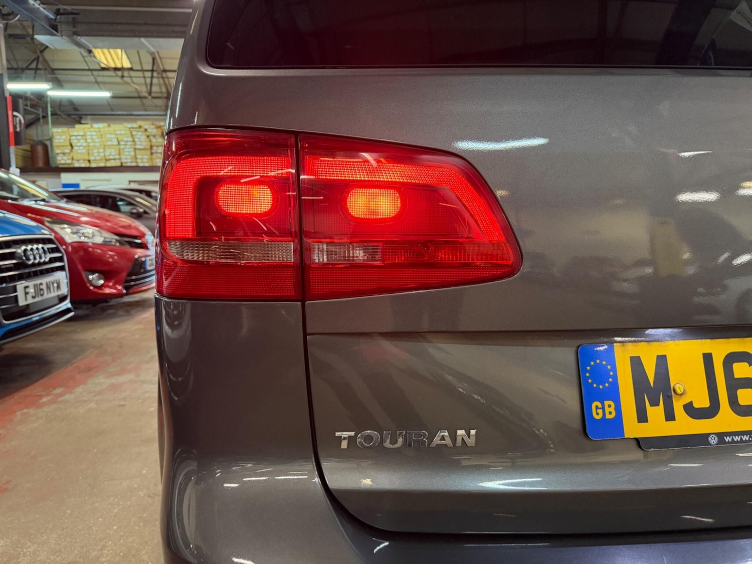 Used Volkswagen Touran 2013 for sale - 77978471: Photo 8