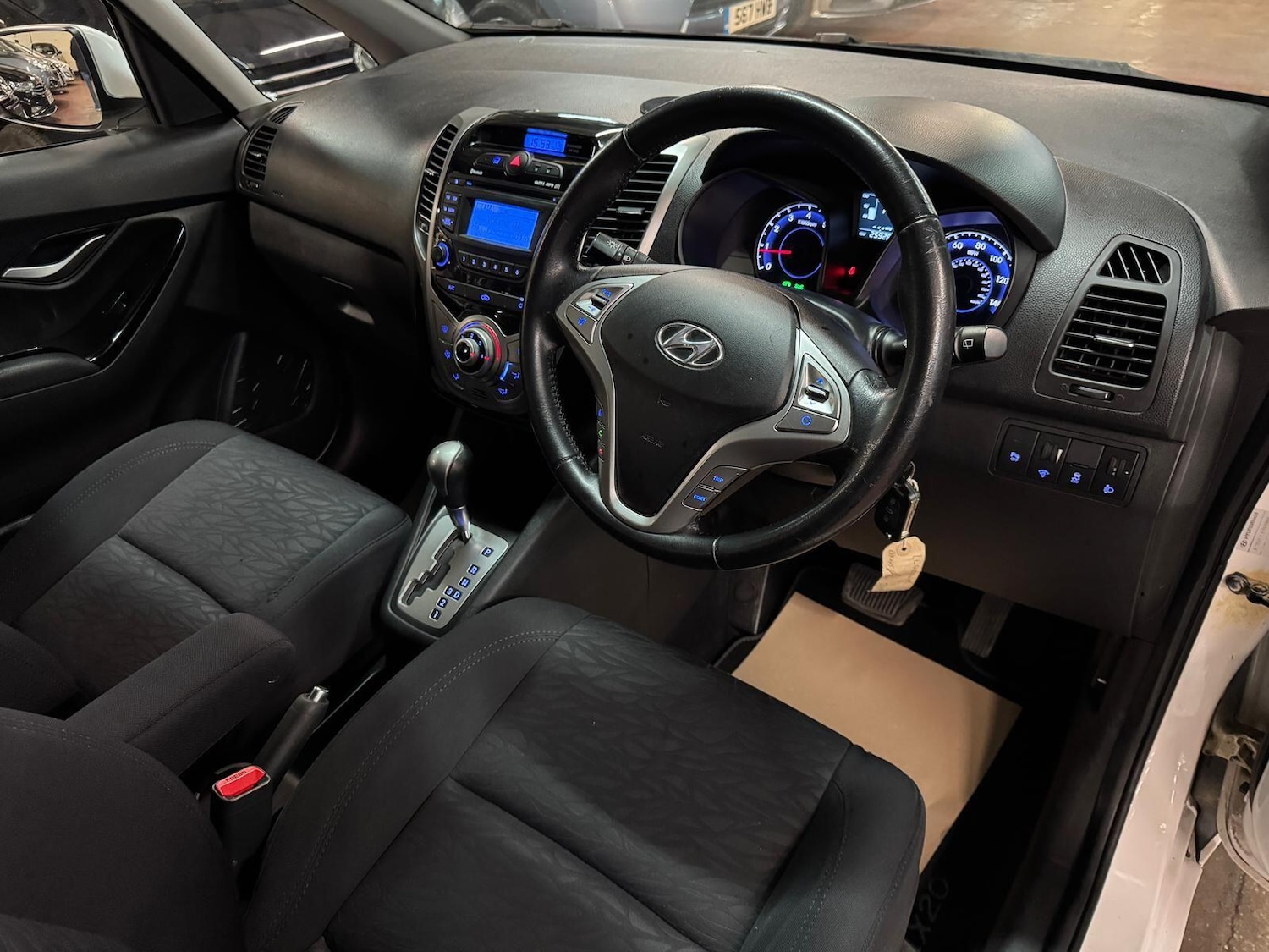 Used Hyundai Ix20 2012 for sale - 76472111: Photo 19