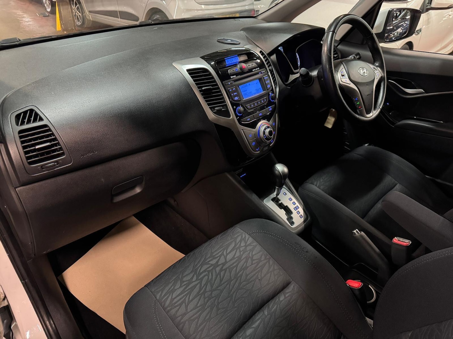 Used Hyundai Ix20 2012 for sale - 76472111: Photo 22