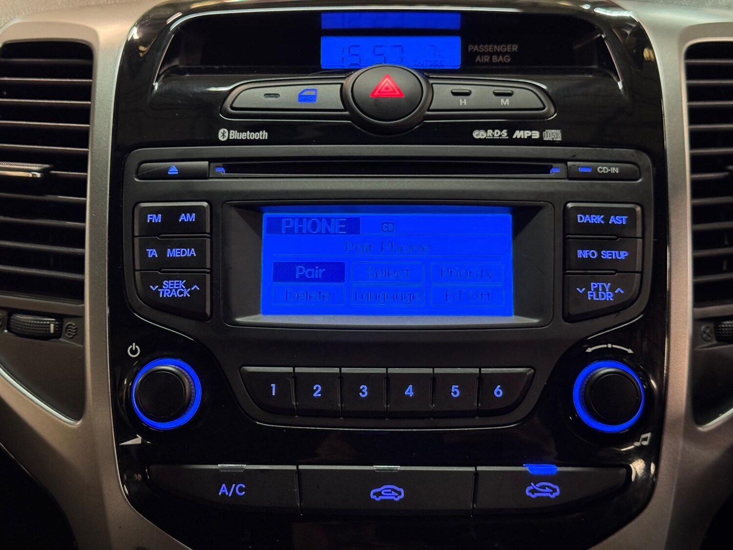 Used Hyundai Ix20 2012 for sale - 76472111: Photo 40