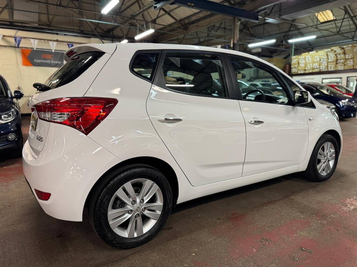 Used Hyundai Ix20 2012 for sale - 76472111: Photo 6