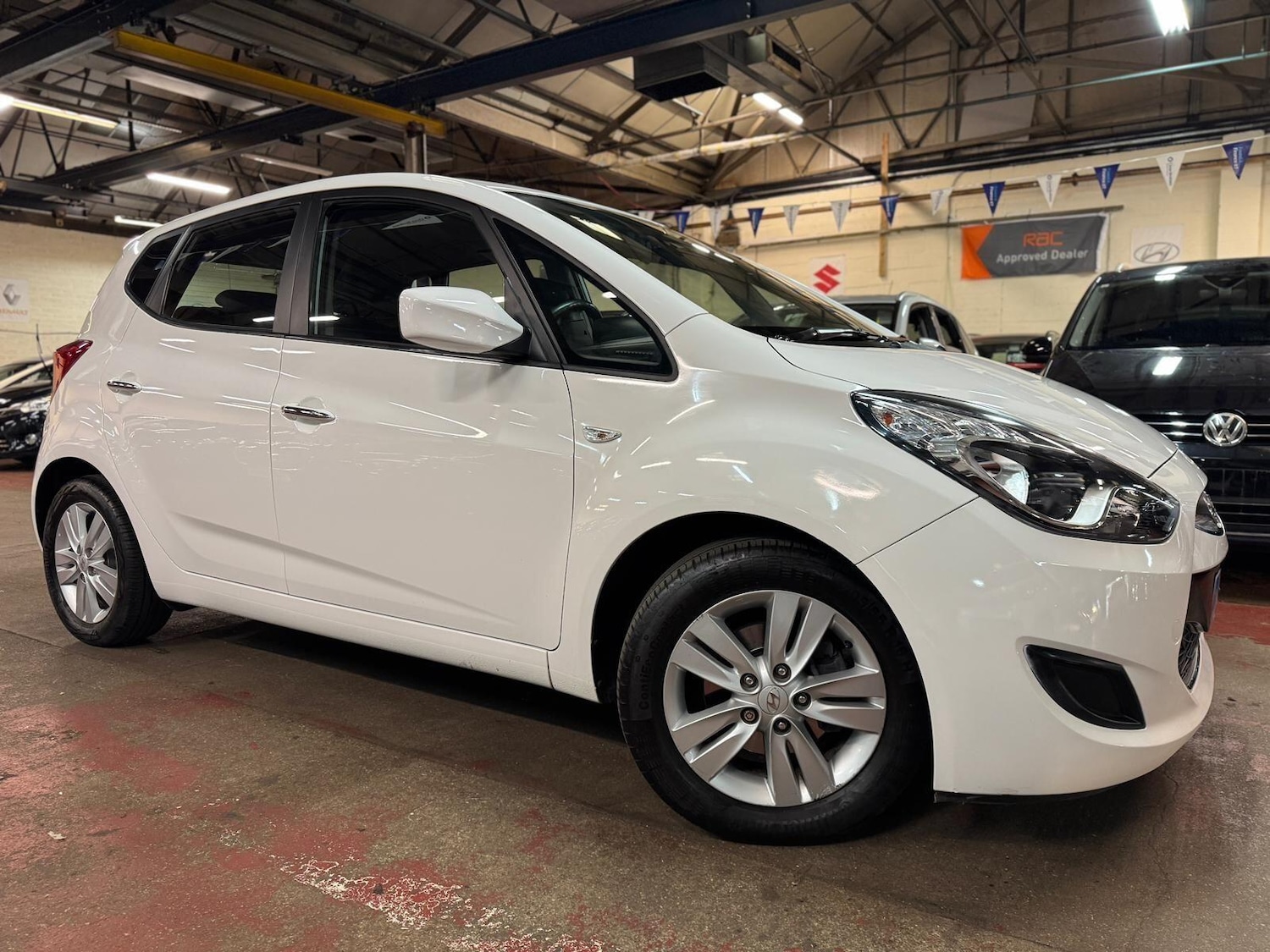 Used Hyundai Ix20 2012 for sale - 76472111: Photo 8