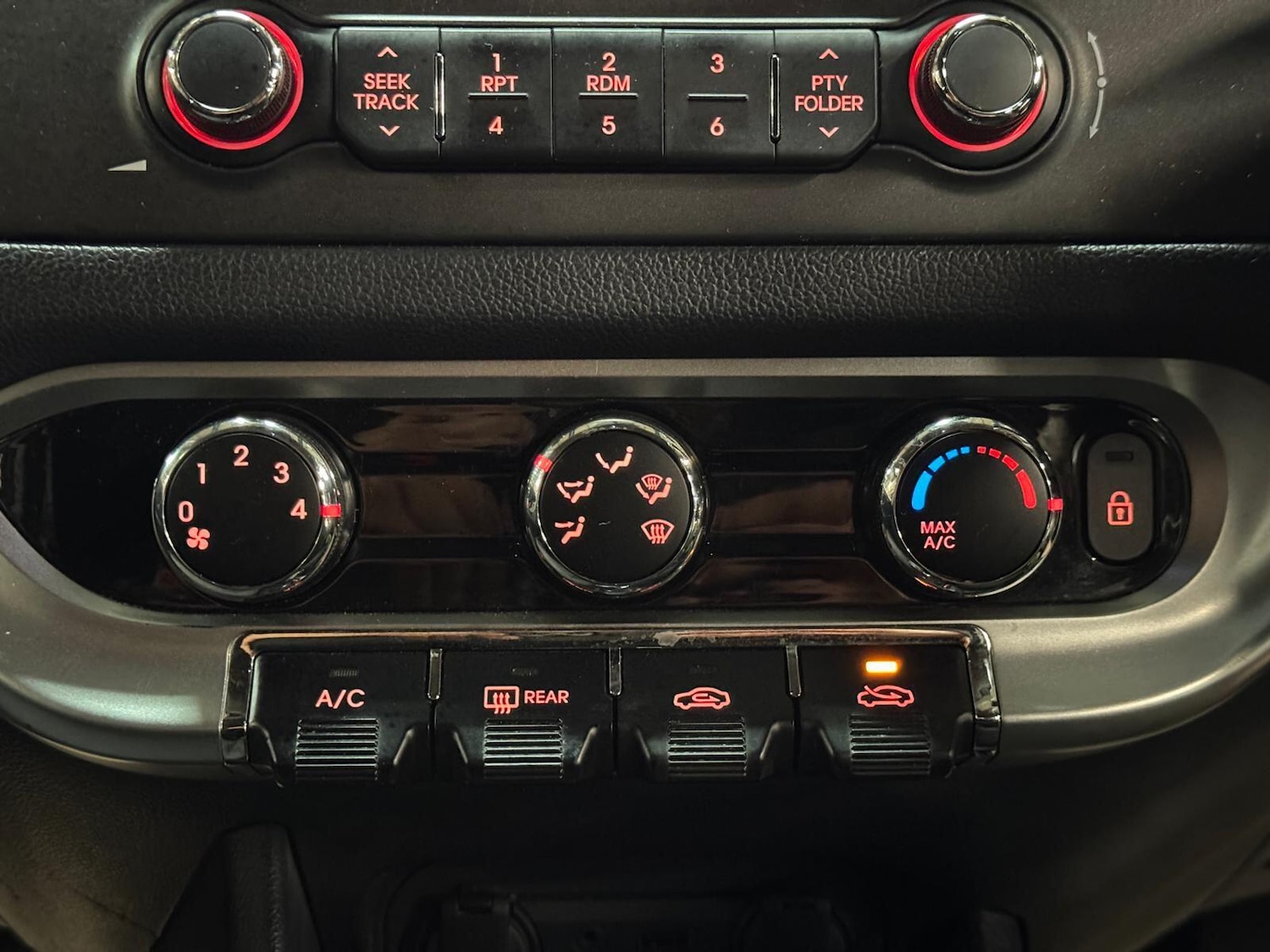 Used Kia Rio 2013 for sale - 76689693: Photo 36