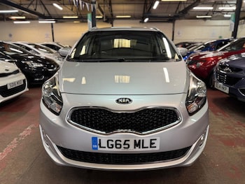 Used Kia Carens 2015 for sale - 75552271: Photo
