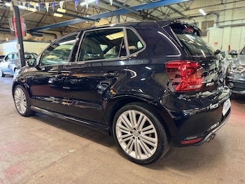 Used Volkswagen Polo 2016 for sale - 78965406: Photo