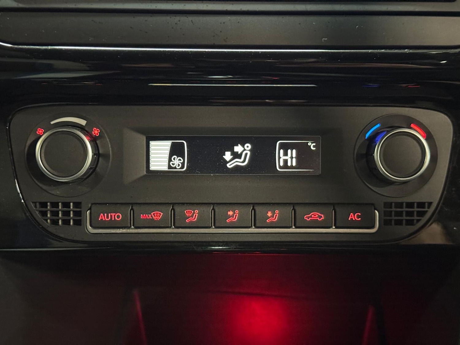 Used Volkswagen Polo for sale - 76781695: Photo 42