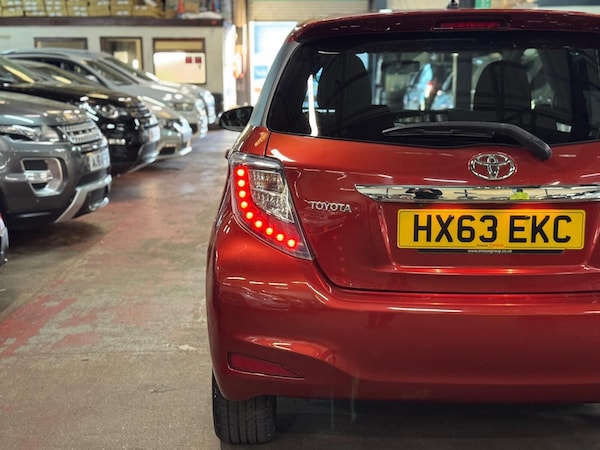 Used Toyota Yaris 2013 for sale - 76201242: Photo 14