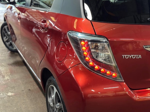 Used Toyota Yaris 2013 for sale - 76201242: Photo 16
