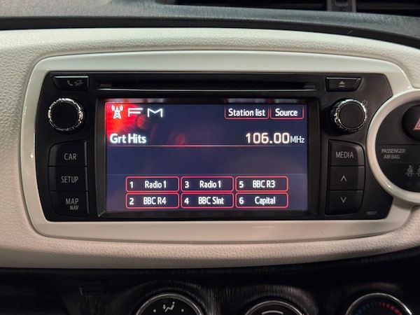 Used Toyota Yaris 2013 for sale - 76201242: Photo 39