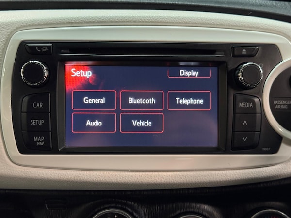 Used Toyota Yaris 2013 for sale - 76201242: Photo 41