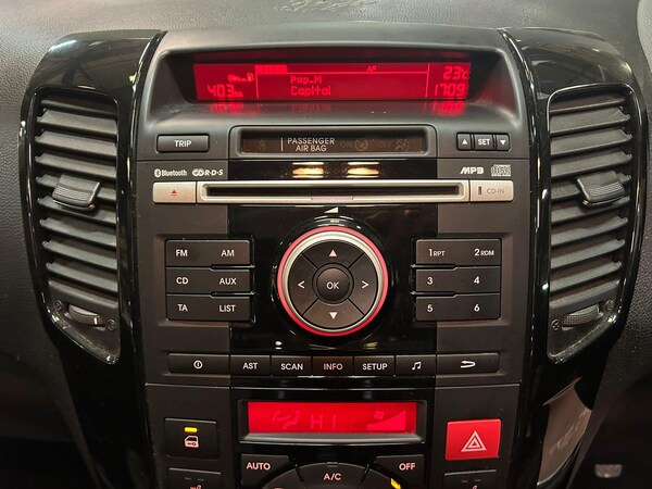 Used Kia Venga 2014 for sale - 75458681: Photo 32