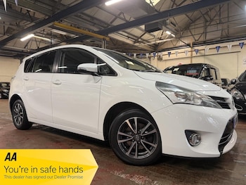 Used Toyota Verso 2014 for sale - 77455571: Photo