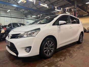 Used Toyota Verso 2014 for sale - 77455571: Photo