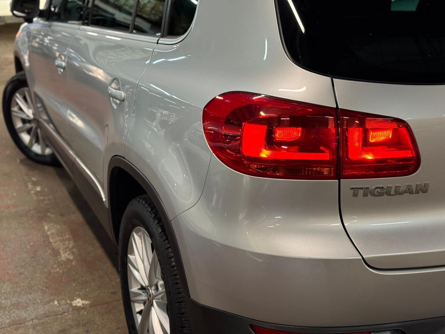 Used Volkswagen Tiguan for sale - 76425198: Photo 14