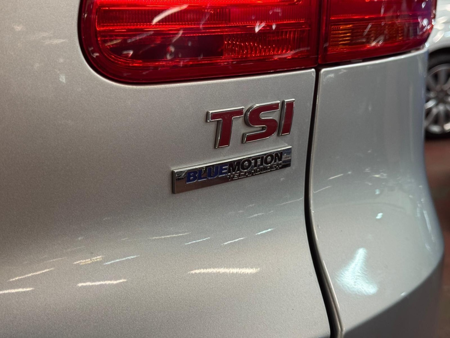 Used Volkswagen Tiguan for sale - 76425198: Photo 16