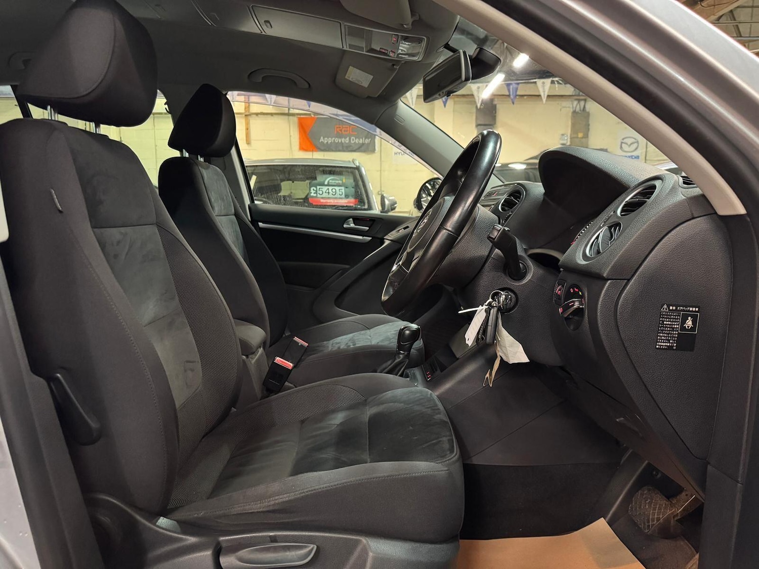 Used Volkswagen Tiguan for sale - 76425198: Photo 19