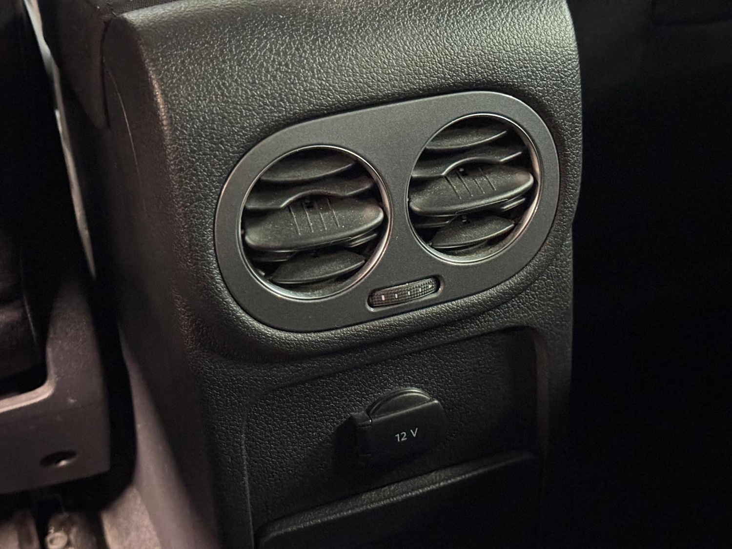 Used Volkswagen Tiguan for sale - 76425198: Photo 34