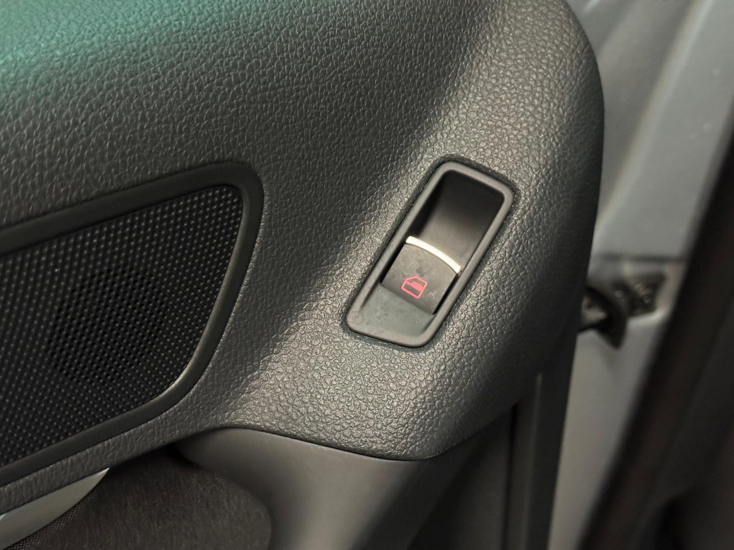 Used Volkswagen Tiguan for sale - 76425198: Photo 35