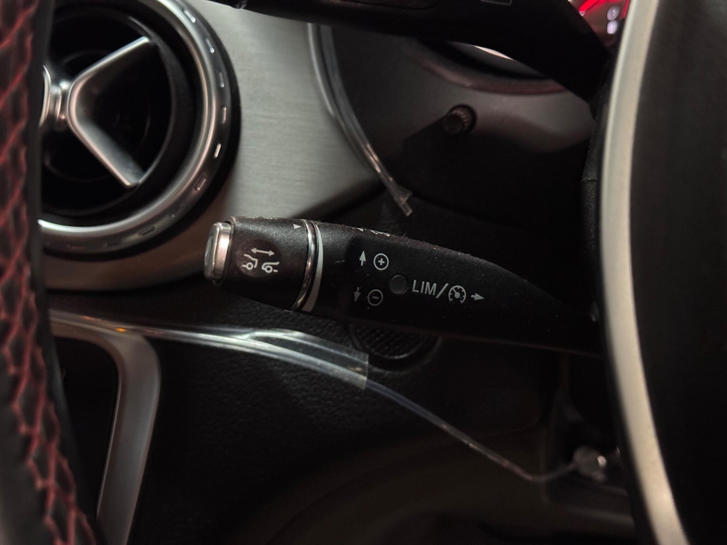 Used Mercedes-Benz GLA for sale - 77074967: Photo 40