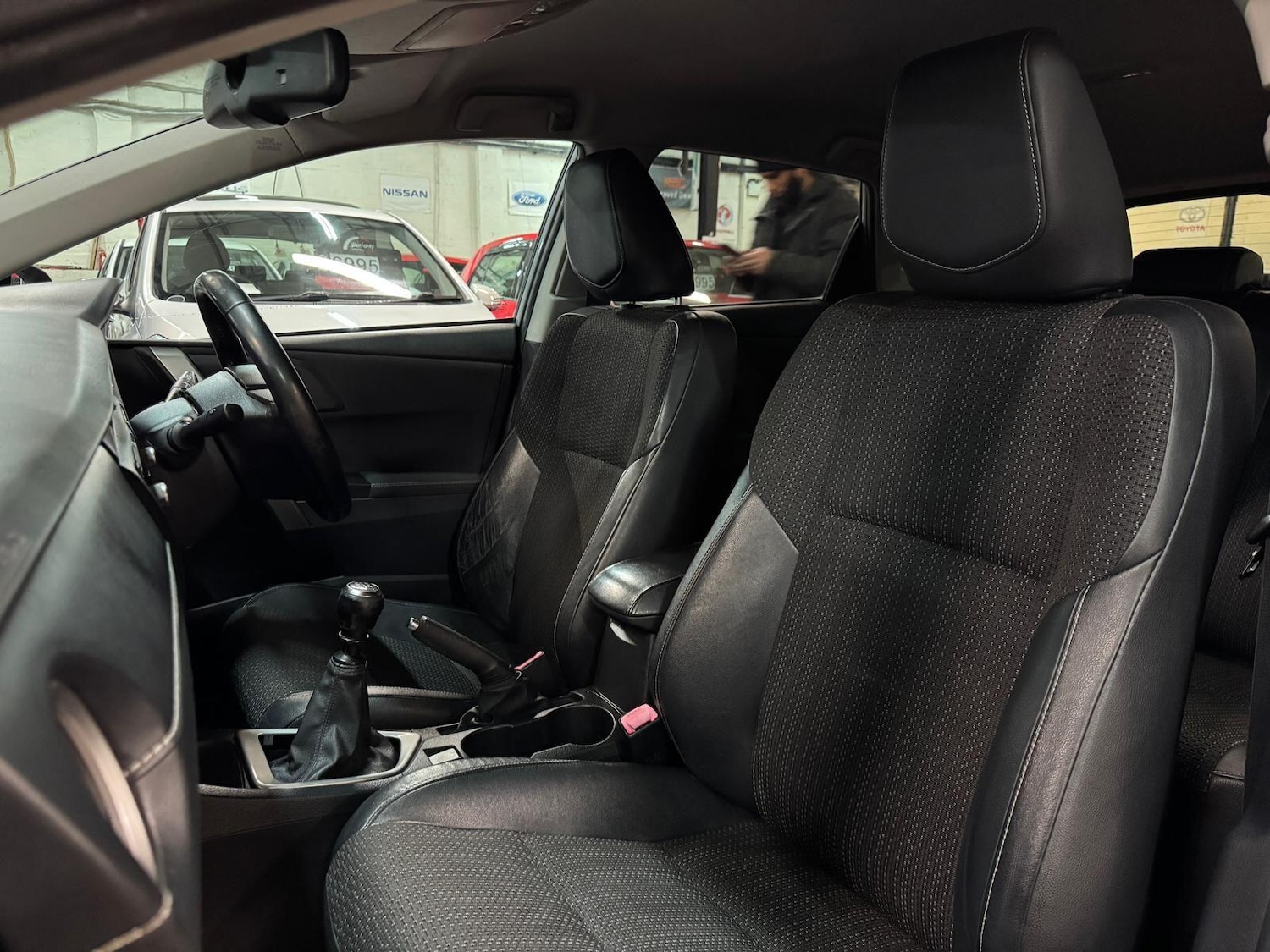 Used Toyota Auris 2013 for sale - 76898980: Photo 23