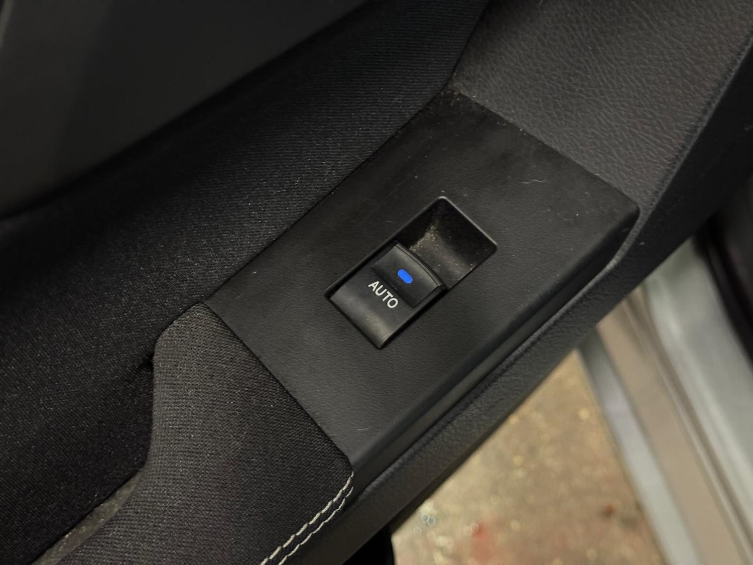 Used Toyota Auris 2013 for sale - 76898980: Photo 31