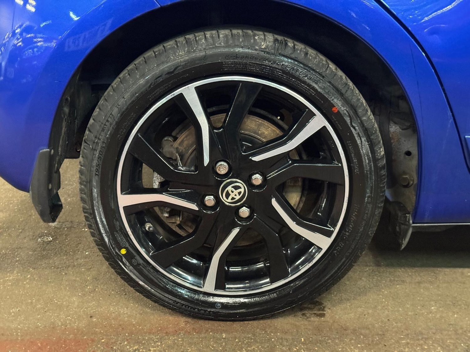 Used Toyota Yaris 2018 for sale - 77683064: Photo 17