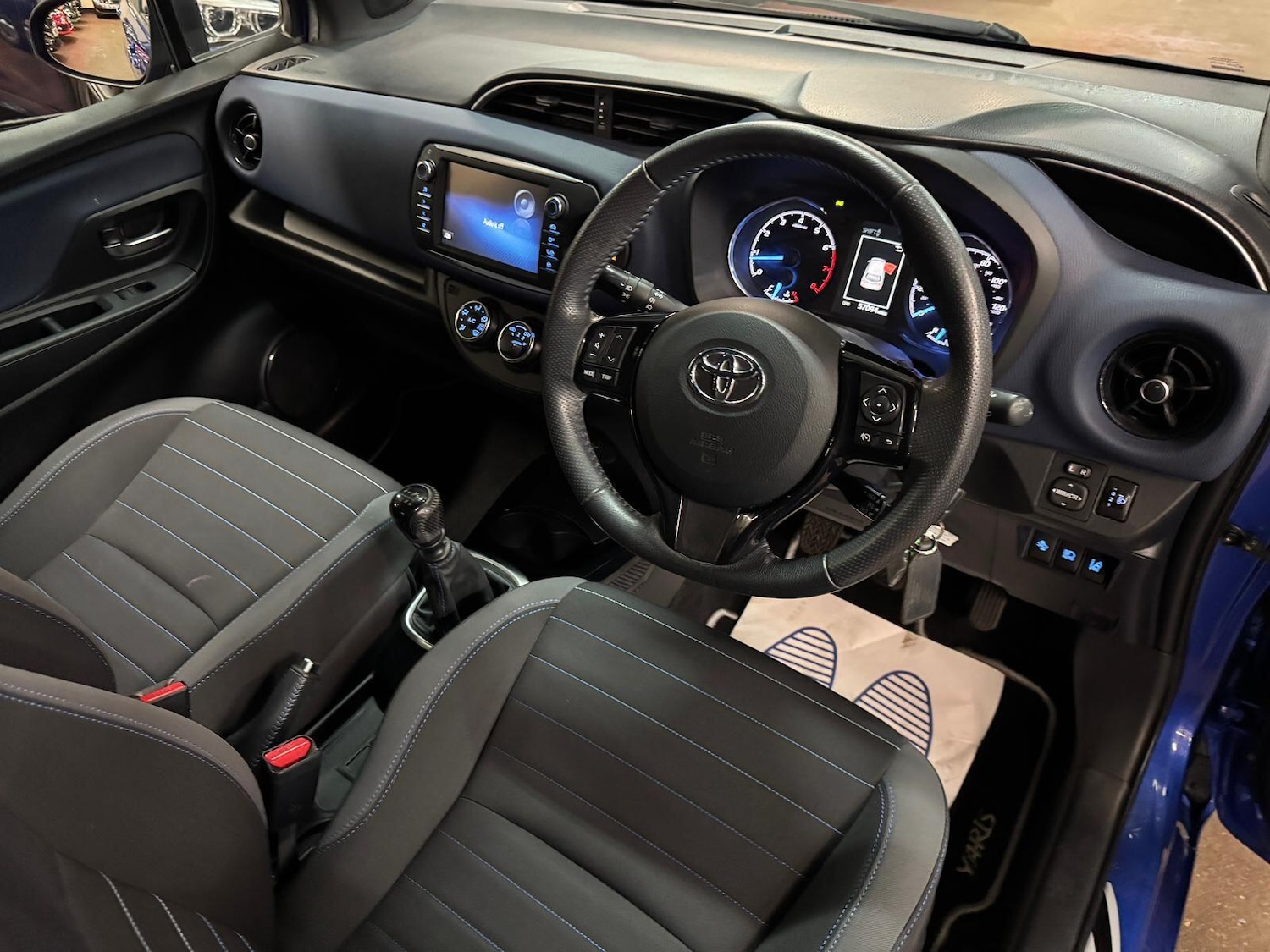 Used Toyota Yaris 2018 for sale - 77683064: Photo 19