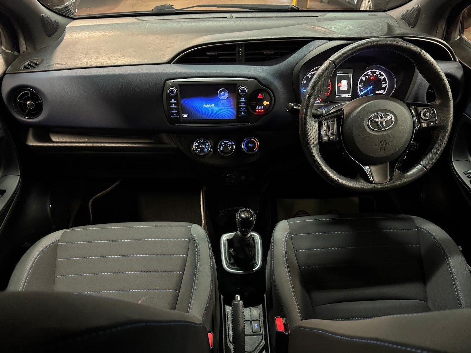 Used Toyota Yaris 2018 for sale - 77683064: Photo 32