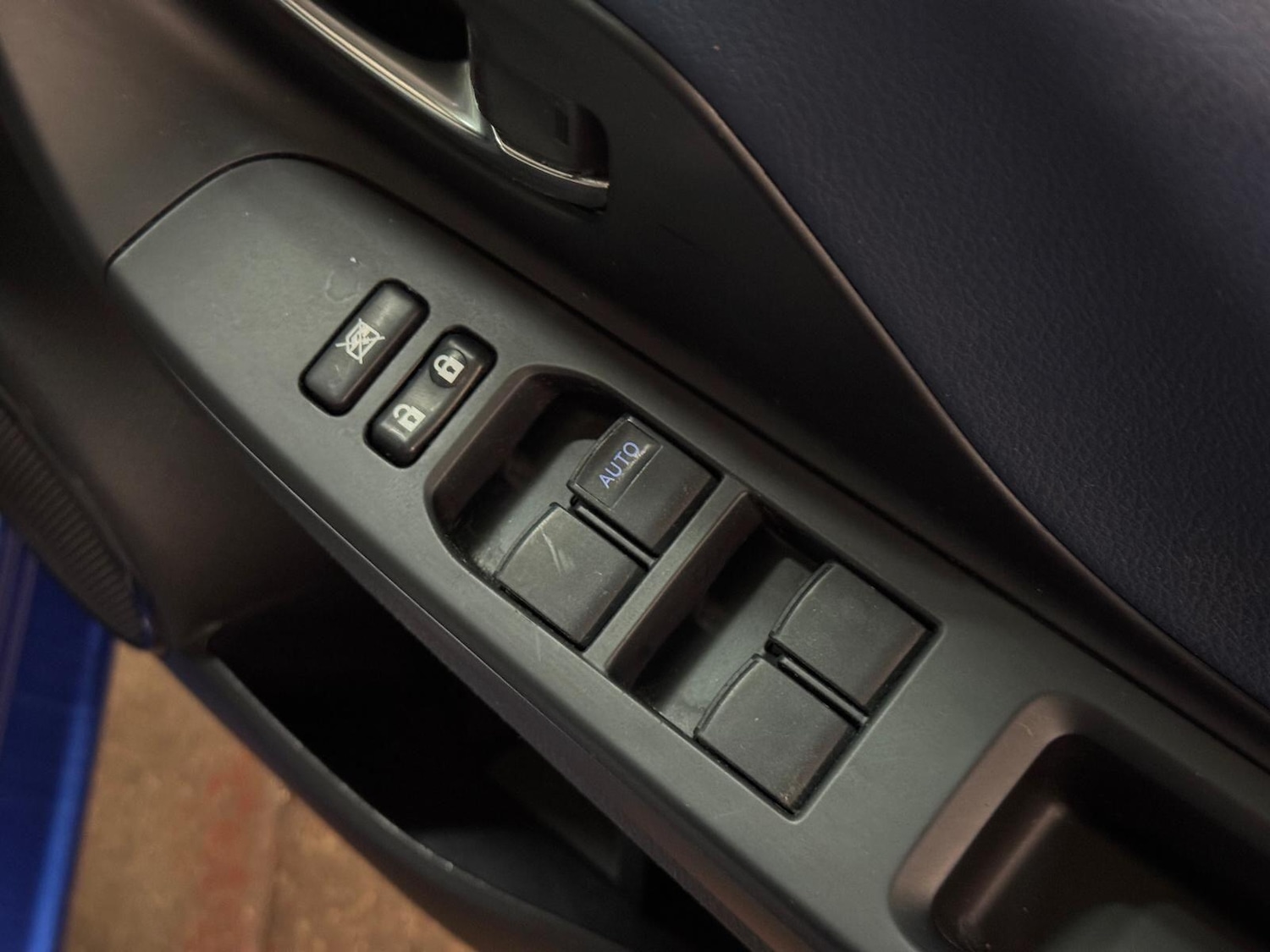 Used Toyota Yaris 2018 for sale - 77683064: Photo 40