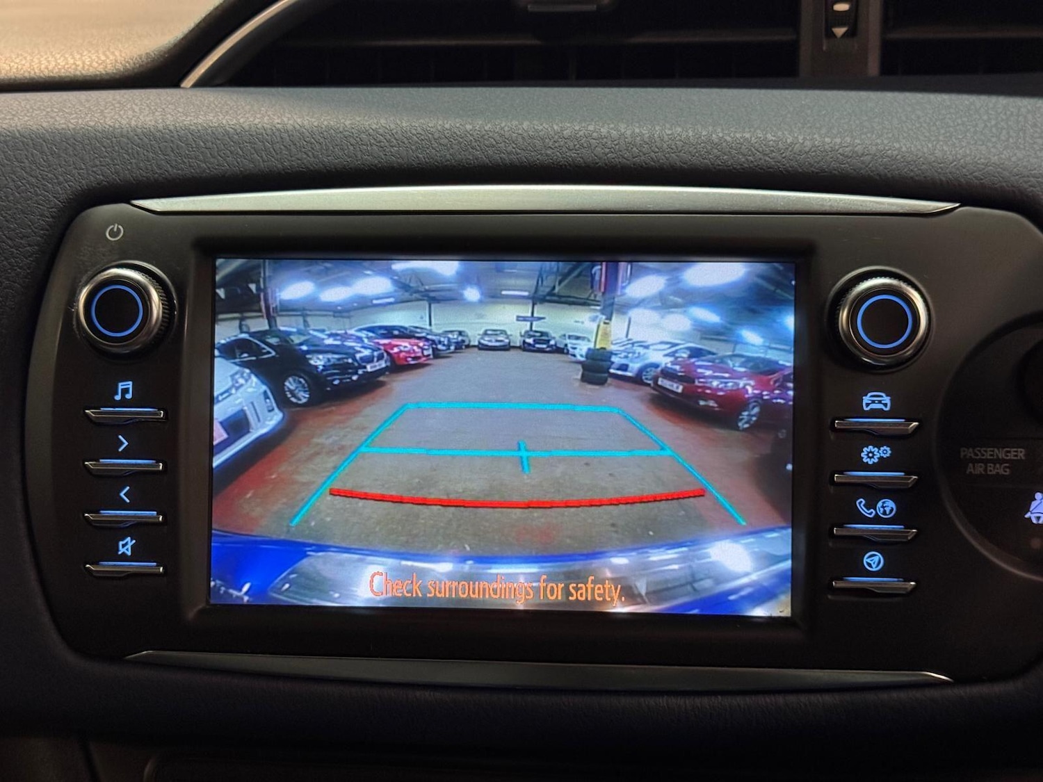 Used Toyota Yaris 2018 for sale - 77683064: Photo 43