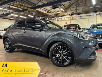 Used Toyota C-HR 2017 for sale - 78292385: Photo