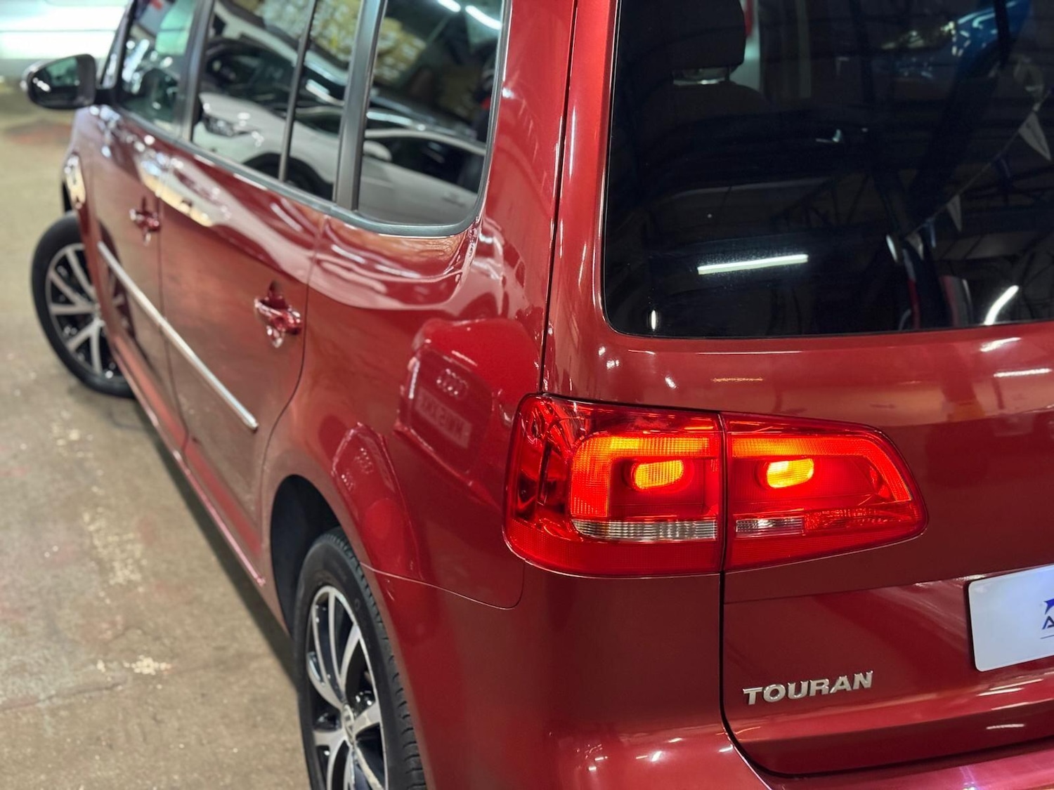 Used Volkswagen Touran for sale - 77926117: Photo 14