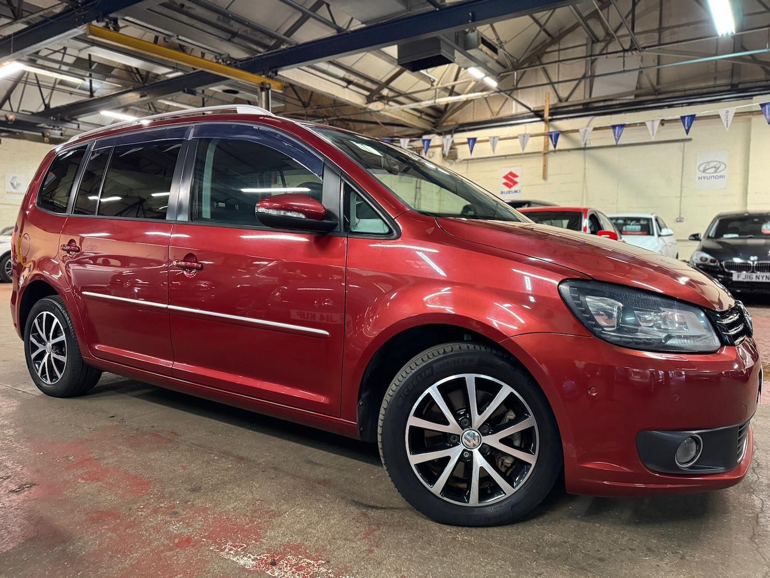 Used Volkswagen Touran for sale - 77926117: Photo 17