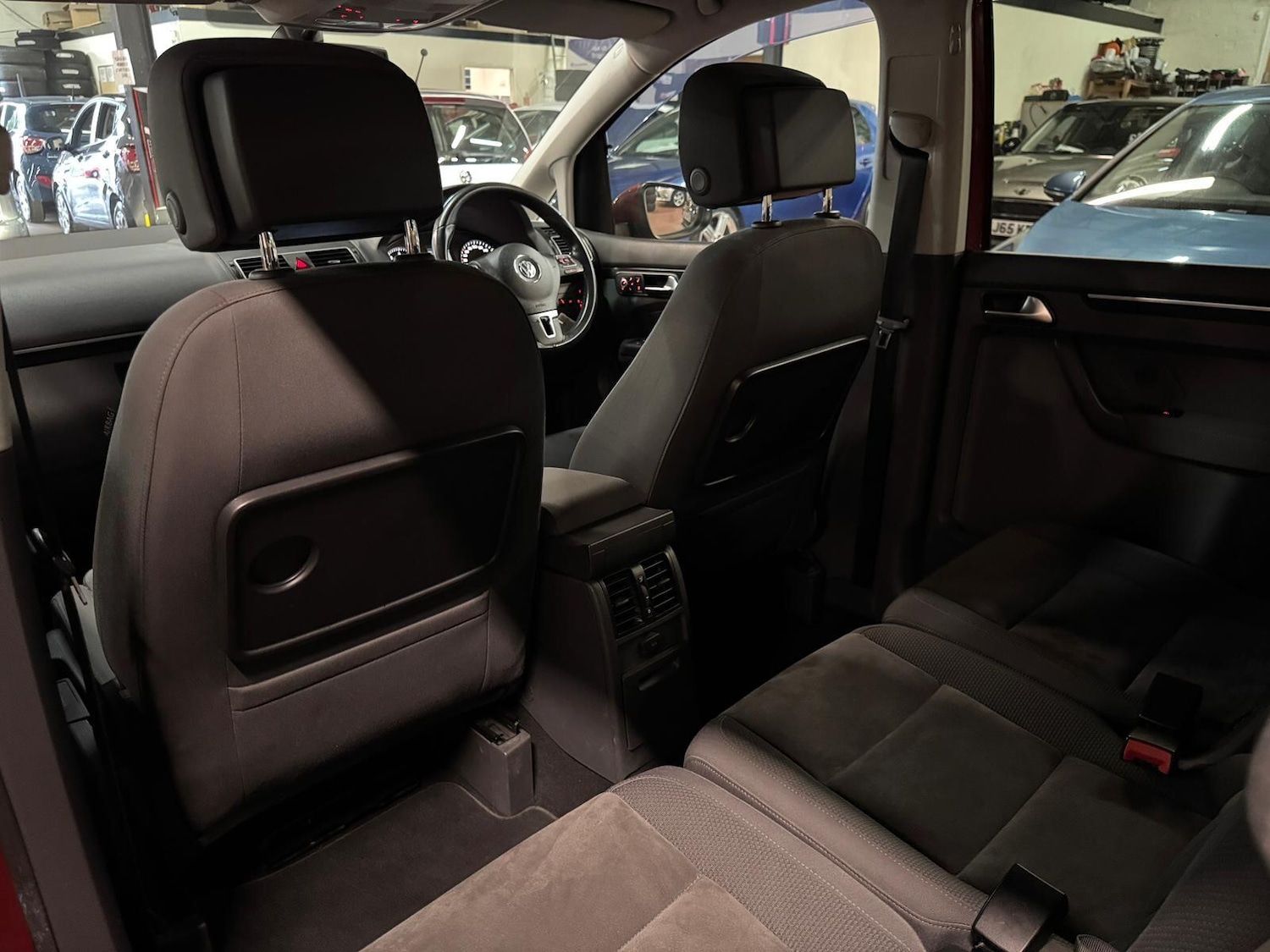 Used Volkswagen Touran for sale - 77926117: Photo 28