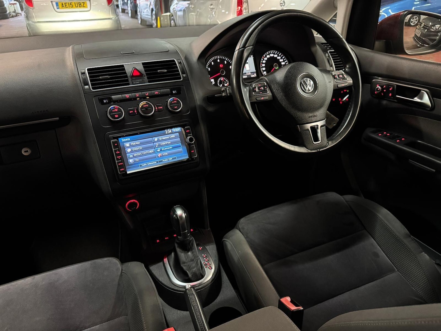 Used Volkswagen Touran for sale - 77926117: Photo 33