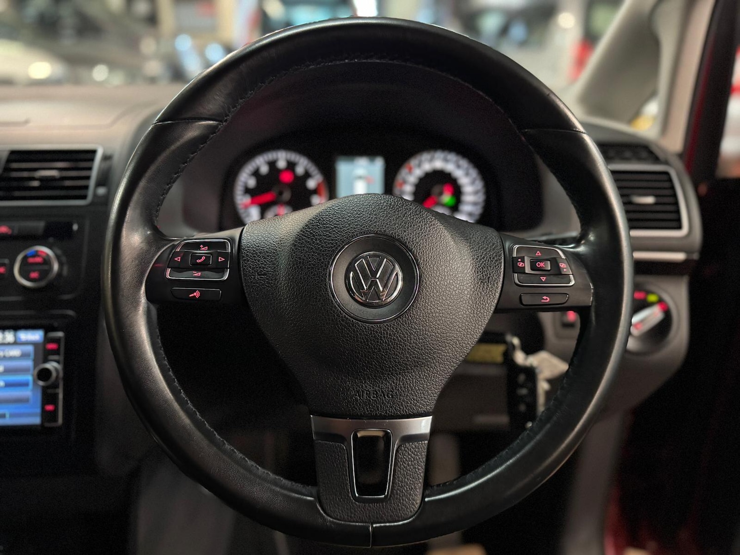 Used Volkswagen Touran for sale - 77926117: Photo 35