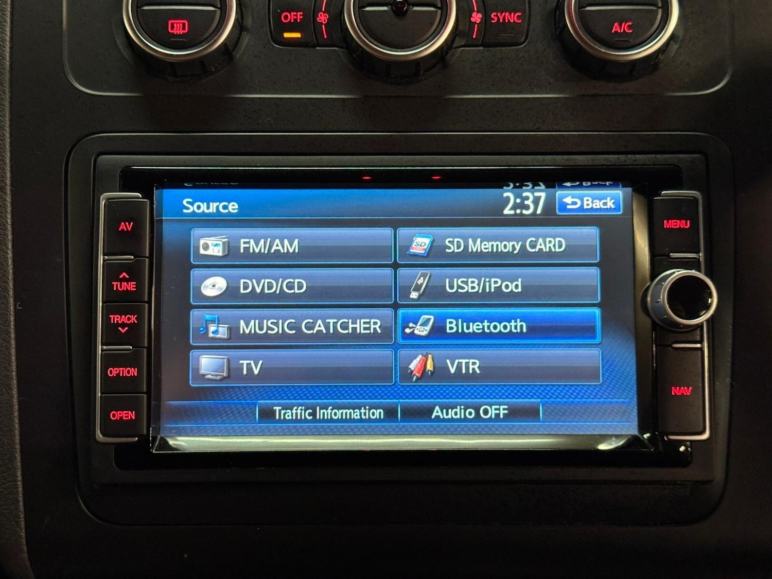 Used Volkswagen Touran for sale - 77926117: Photo 39