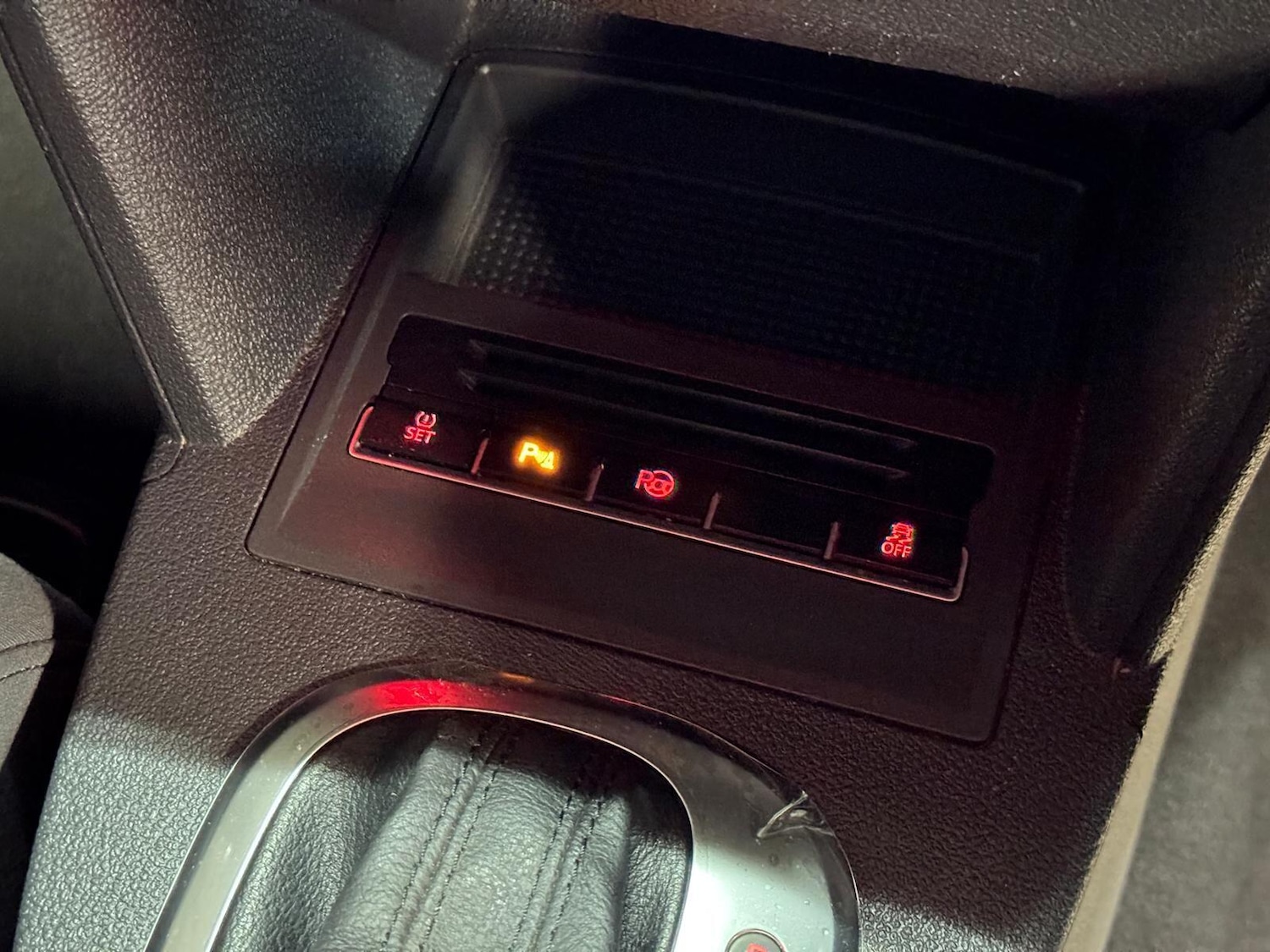 Used Volkswagen Touran for sale - 77926117: Photo 43